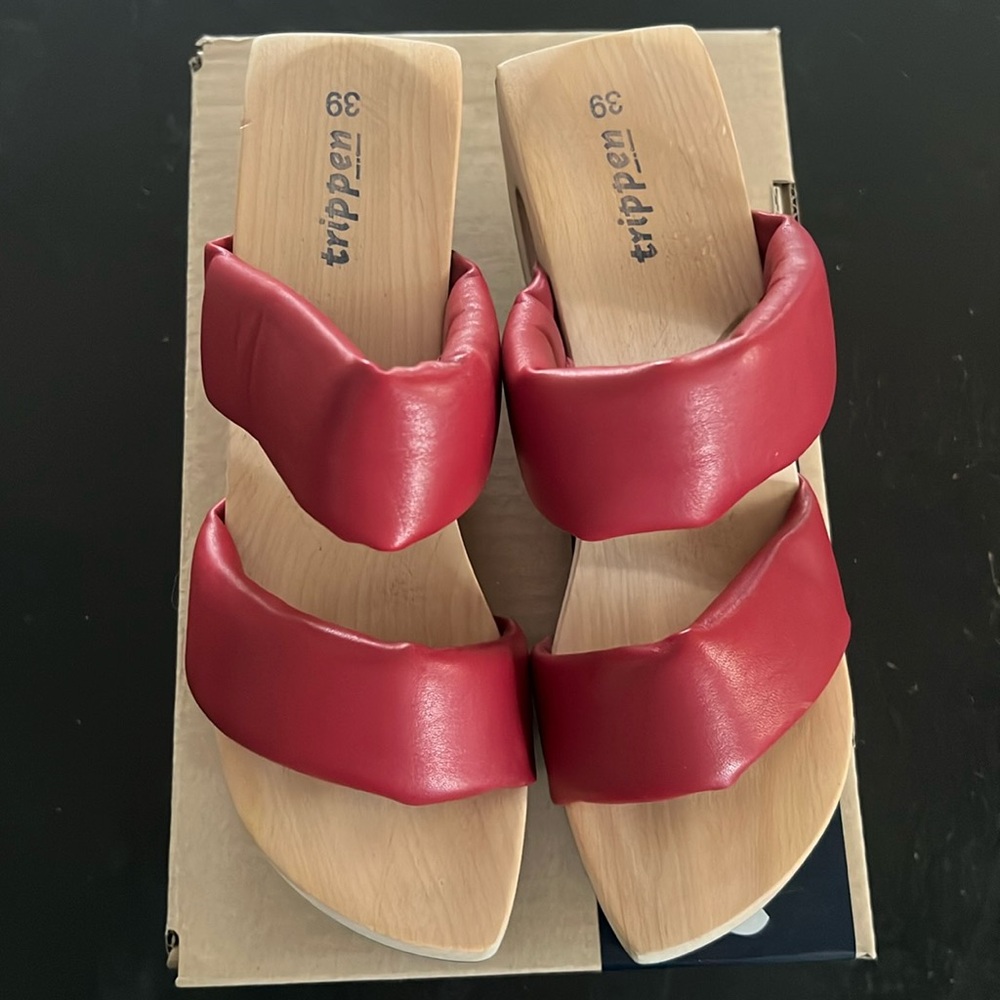 Trippen clogs/sandal. Tire red. Unique. Worn once!